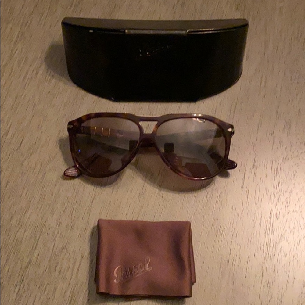 Persol polarized sunglasses made in Italy 🇮🇹